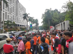 Jelang Laga Persija Vs Persib, Lalin di Jl Pintu Satu Senayan Padat