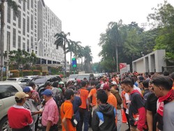 Jelang Laga Persija Vs Persib, Lalin di Jl Pintu Satu Senayan Padat