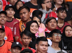 Ejekan The Jakmania Ketika Natshir Cedera Dikecam Pelatih Persib