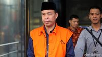 Gaya Anggota DPRD Lampung Tengah Usai Diperiksa KPK