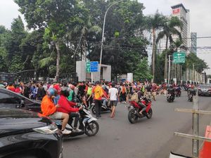 Polisi Dalami 30 Suporter Diduga Bobotoh di GBK