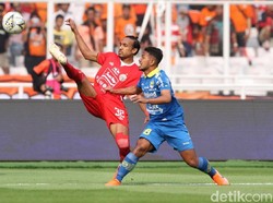 Persija vs Persib Masih Tanpa Gol di Babak Pertama