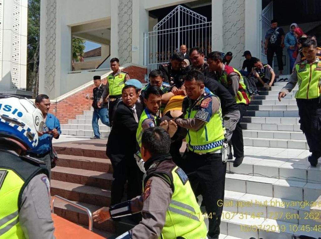 Aiptu Cecep Meninggal Usai Salat Duha di Masjid Kabupaten Bandung Aiptu Cecep Meninggal Usai Salat Duha di Masjid Kabupaten Bandung