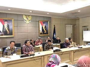 Mendikbud akan Sempurnakan Mata Pelajaran Kewarganegaraan Mendikbud akan Sempurnakan Mata Pelajaran Kewarganegaraan