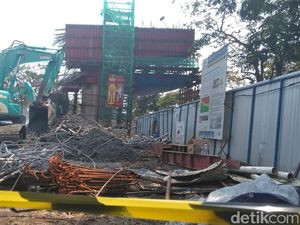 Cor Tol BORR Ambruk, Proyek Disetop Sementara Cor Tol BORR Ambruk, Proyek Disetop Sementara