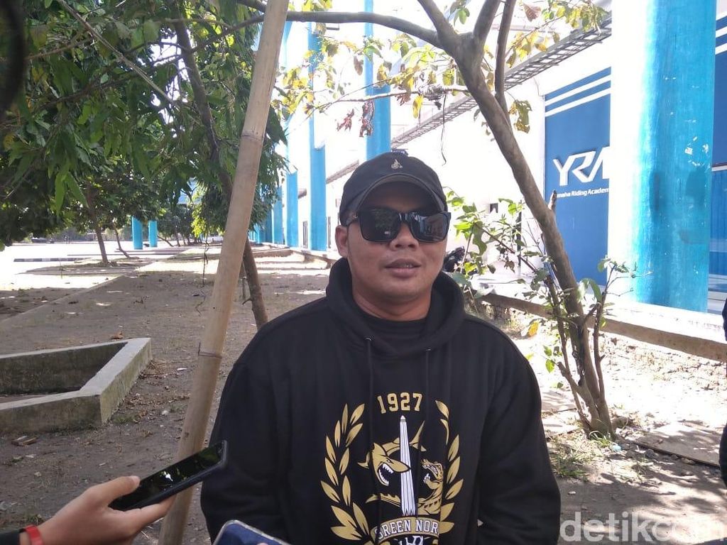 Bonek Kecewa Dilarang ke Sleman untuk Dukung Persebaya Bonek Kecewa Dilarang ke Sleman untuk Dukung Persebaya