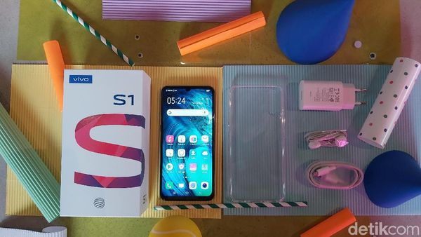 Unboxing S1, vivo Series S Perdana di Indonesia