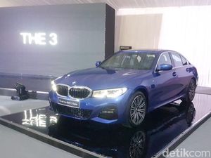 Tampil Perdana di GIIAS 2019, Intip Tampilan BMW Seri 3