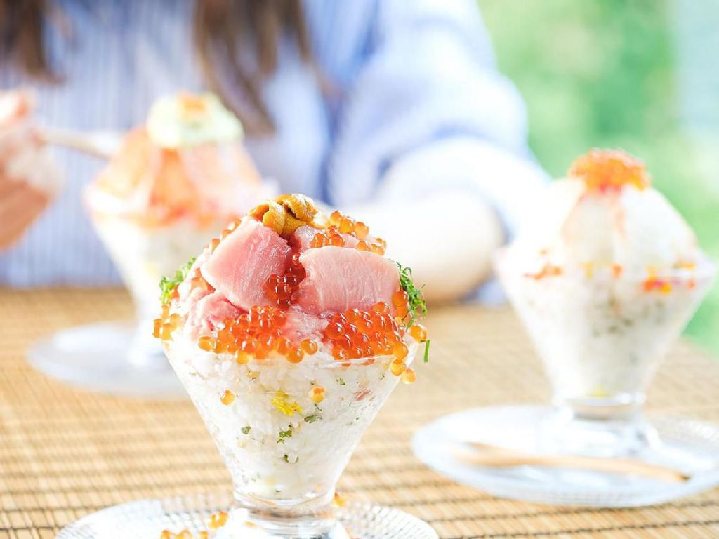 Bukan Es Krim, Parfait Ini Terbuat dari Nasi dan Aneka Seafood