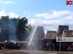 Keunikan Kampung Adat Tololela di Ngada NTT