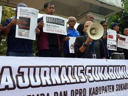 Tuai Protes, Pasal Raperda KIP Sukabumi yang Mengatur Sanksi Jurnalis Dihapus