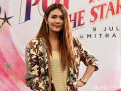 Juliana Moechtar Sadar saat Kecelakaan Mobil