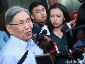 Kenangan Kwik Kian Gie di Mata Airlangga Kenangan Kwik Kian Gie di Mata Airlangga