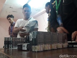 900 Bungkus Rokok Jemaah Haji asal Jabar Diamankan Bea-Cukai Bekasi