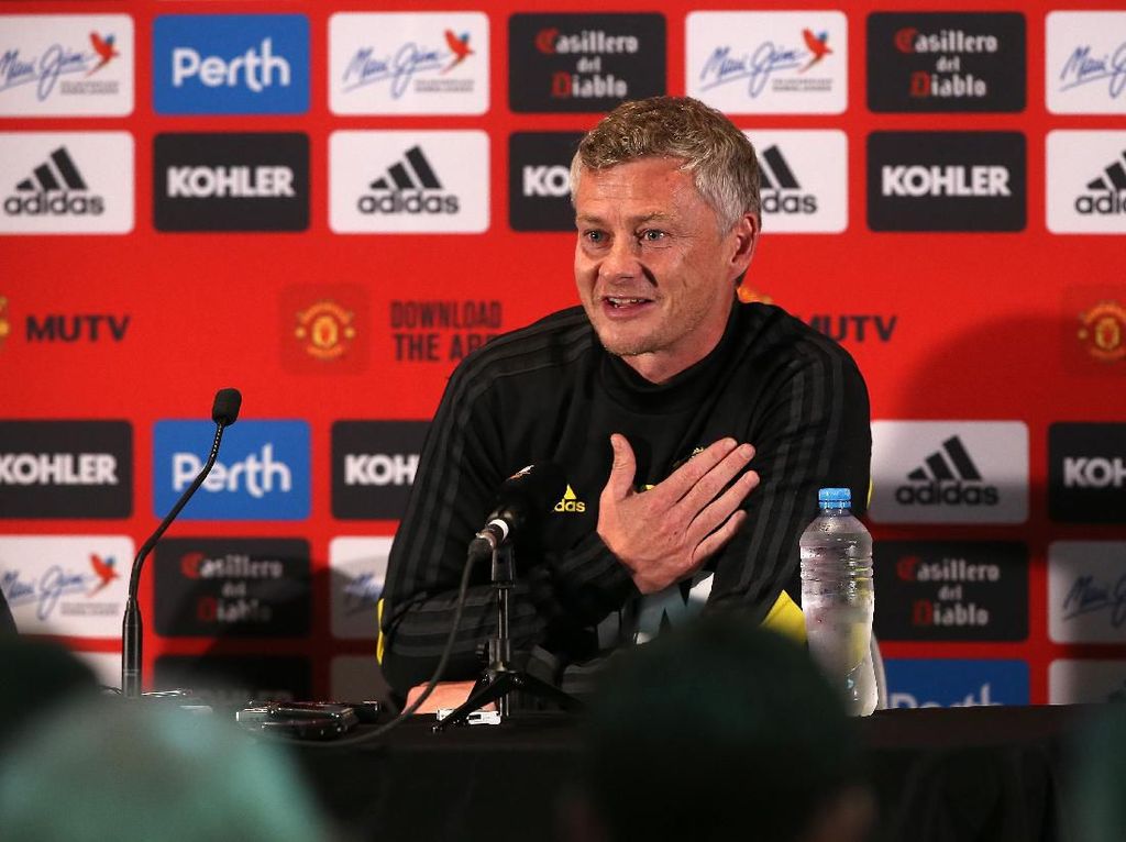 MU Baru Datangkan Dua Pemain Anyar, Solskjaer Tak Frustrasi MU Baru Datangkan Dua Pemain Anyar, Solskjaer Tak Frustrasi