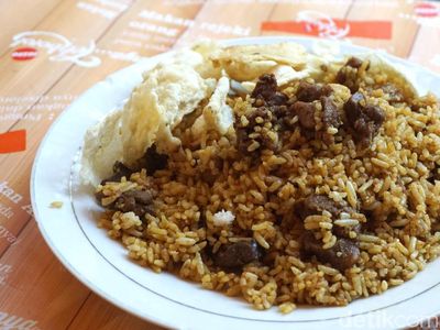 10 Nasi Goreng Paling Legendaris di Jakarta, Ada yang Sejak 1958!