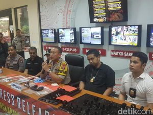 Rampok Toko Emas di Tangerang, WN Malaysia Belajar dari YouTube Rampok Toko Emas di Tangerang, WN Malaysia Belajar dari YouTube