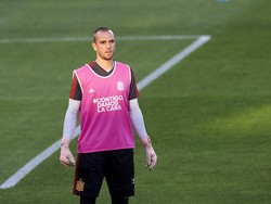 Roma Resmi Dapatkan Pau Lopez