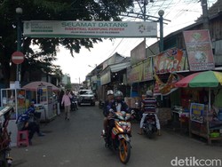 Ada Aturan Pajak 10%, PKL Pempek di Palembang Takut Bangkrut