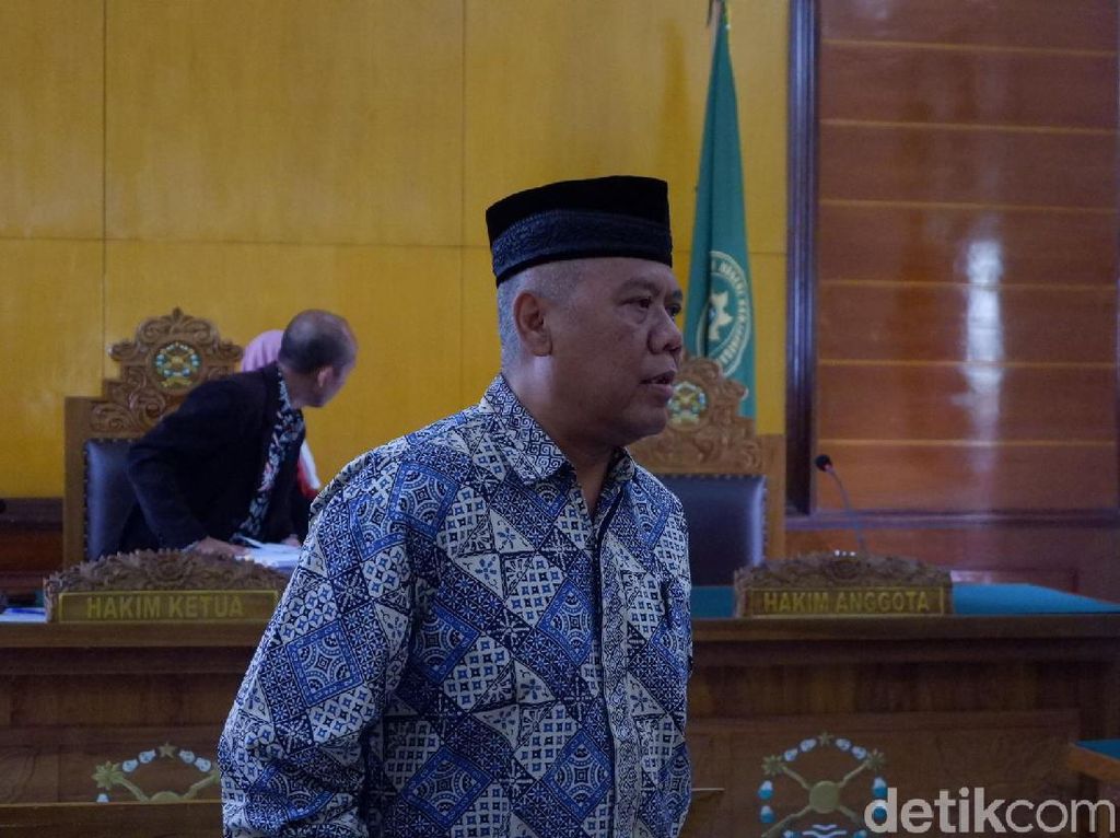 Mbah Putih dan Dua Terpidana Kasus Mafia Bola Sudah Bebas Mbah Putih dan Dua Terpidana Kasus Mafia Bola Sudah Bebas
