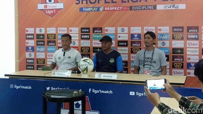 PS Tira Persikabo akan menjamu Madura United dalam kondisi fisik tak ideal karena masih pemulihan (Amalia Dwi Septi/detikSport) PS Tira Persikabo akan menjamu Madura United dalam kondisi fisik tak ideal karena masih pemulihan (Amalia Dwi Septi/detikSport)