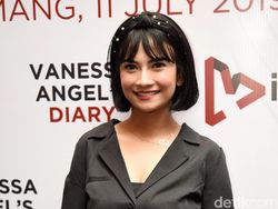 Vanessa Angel Sadar Dicap Liar
