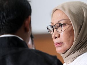 Masa Tahanan Ratna Sarumpaet Diperpanjang 60 Hari Masa Tahanan Ratna Sarumpaet Diperpanjang 60 Hari