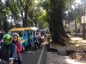 Uji Coba Satu Arah Sukajadi-Setiabudi Bandung Sebabkan Kemacetan
