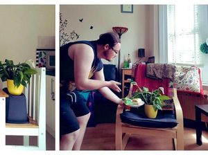 Kocak! Pria Ini Ajak Tanaman Makan Burger hingga Minum Wine Bersama