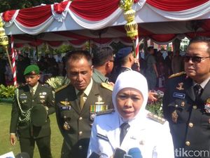Soal Pabrik Limbah B3 di Lamongan, Khofifah Singgung Pemimpin Terdahulu