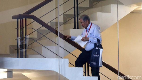 Kwik Kian Gie ke KPK Jadi Saksi Kasus BLBI