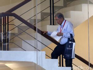 Kwik Kian Gie ke KPK Jadi Saksi Kasus BLBI