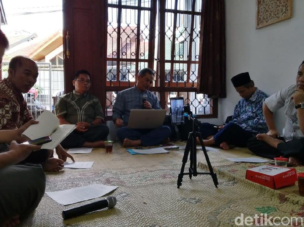 Meneladani AR Fachruddin, Tokoh Zuhud Bangsa Meneladani AR Fachruddin, Tokoh Zuhud Bangsa