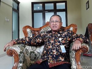 Disdikpora Janji Bantu Pasha untuk Bersekolah Lagi Disdikpora Janji Bantu Pasha untuk Bersekolah Lagi