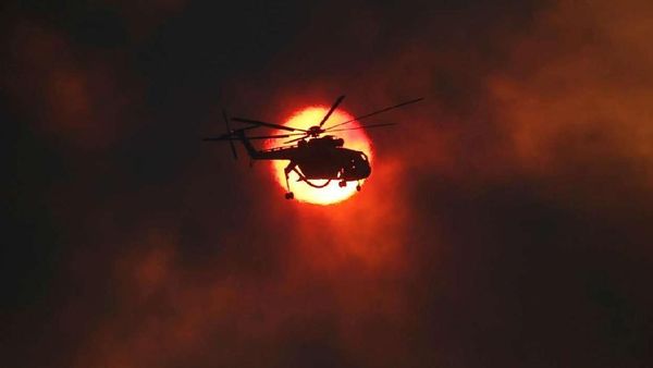 Melihat Keberanian Para Pemburu Api