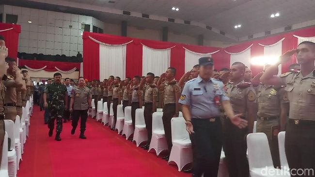 Berita Panglima TNI dan Kapolri Beri Pembekalan untuk 781 Capaja di Cilangkap Minggu 21 Juli 2019 Berita Panglima TNI dan Kapolri Beri Pembekalan untuk 781 Capaja di Cilangkap Minggu 21 Juli 2019