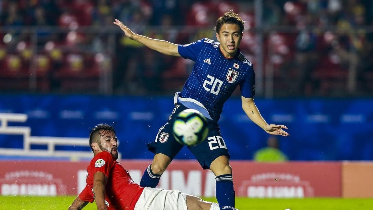 Hiroki Abe bakal segera tes medis di Barcelona. (Foto: Alessandra Cabral/Getty Images)