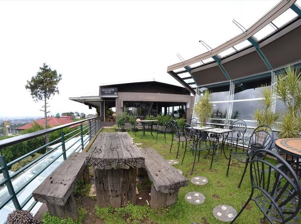 Akhir Pekan di Kawasan Dago, Jangan Lupa Mampir Ke 5 Tempat Makan Ini Akhir Pekan di Kawasan Dago, Jangan Lupa Mampir Ke 5 Tempat Makan Ini