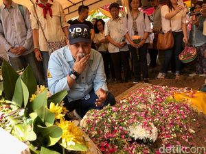Indro Warkop Kenang Masa-masa dengan Rudy Badil Indro Warkop Kenang Masa-masa dengan Rudy Badil