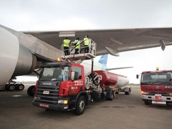 Pertamina Pasok 6,8 Juta Liter Avtur untuk Penerbangan Haji di Sumbar