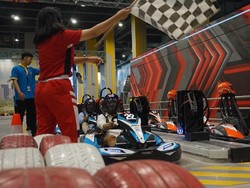 Mau Jadi Jagoan F1? Coba Wahana Formula Kart di Trans Studio Cibubur