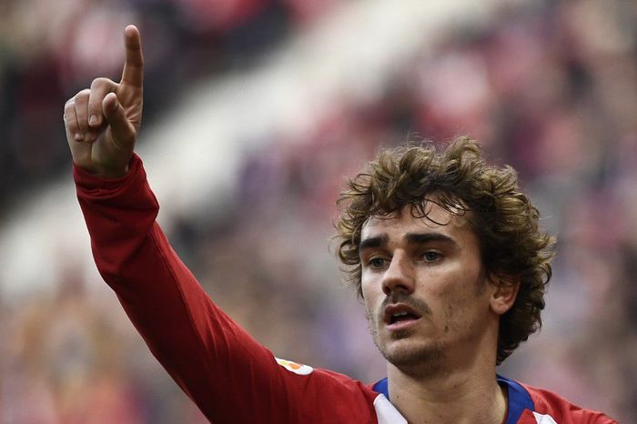 Antoine Griezmann menjadi pemain termahal di dunia kelima. (Foto: Pierre-Philippe Marcou / AFP) Antoine Griezmann menjadi pemain termahal di dunia kelima. (Foto: Pierre-Philippe Marcou / AFP)