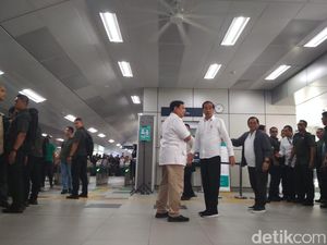 MRT Jakarta Jadi Saksi Pertemuan Jokowi-Prabowo