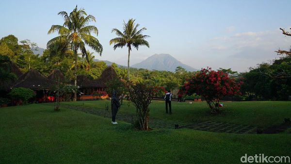 Foto Resor Jawa Klasik di Pinggiran Magelang
