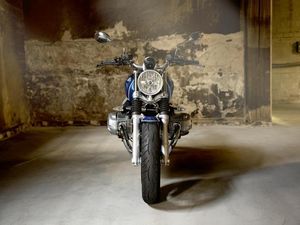 Kerennya, BMW R Nine T Edisi 50 tahun Kerennya, BMW R Nine T Edisi 50 tahun