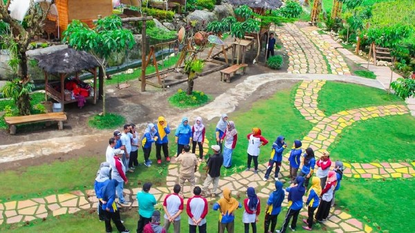 Pujon Kidul Desa Di Malang Yang Punya Wisata Outbond Seru Pujon Kidul Desa Di Malang Yang Punya Wisata Outbond Seru