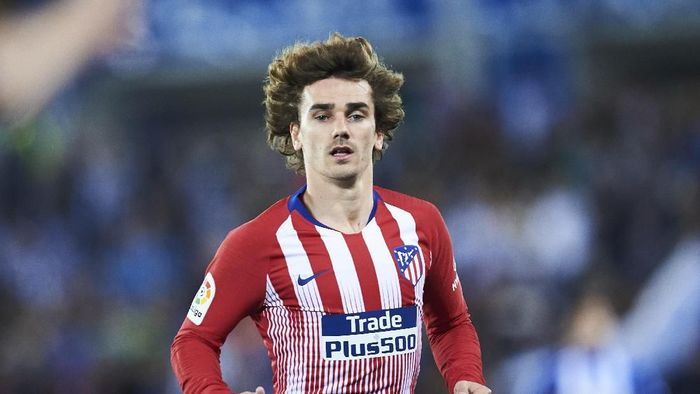 Klausul kontrak Antoine Griezmann kalahkan Lionel Messi (Juan Manuel Serrano Arce/Getty Images) Klausul kontrak Antoine Griezmann kalahkan Lionel Messi (Juan Manuel Serrano Arce/Getty Images)