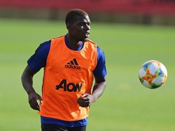 Solskjaer Tak Tutup Kemungkinan Pogba Jadi Kapten MU