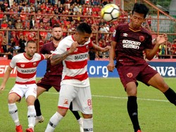 M.Ridho Tifus Perpanjang Pemain Tumbang, Madura United Soroti Jadwal Padat