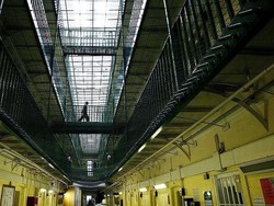 Ketika Sekaleng Ikan Menjadi Mata Uang Bagi Penghuni Penjara